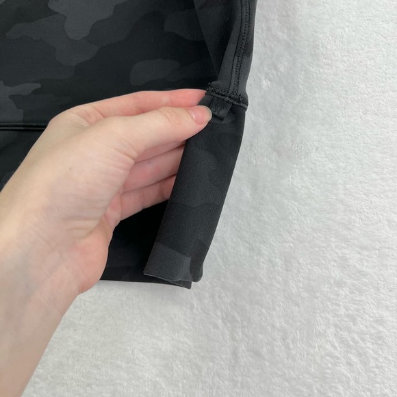 Lululemon Power Pivot Tank - 10 - Picture 2 of 5